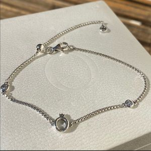 Pandora sparkling crown bracelet